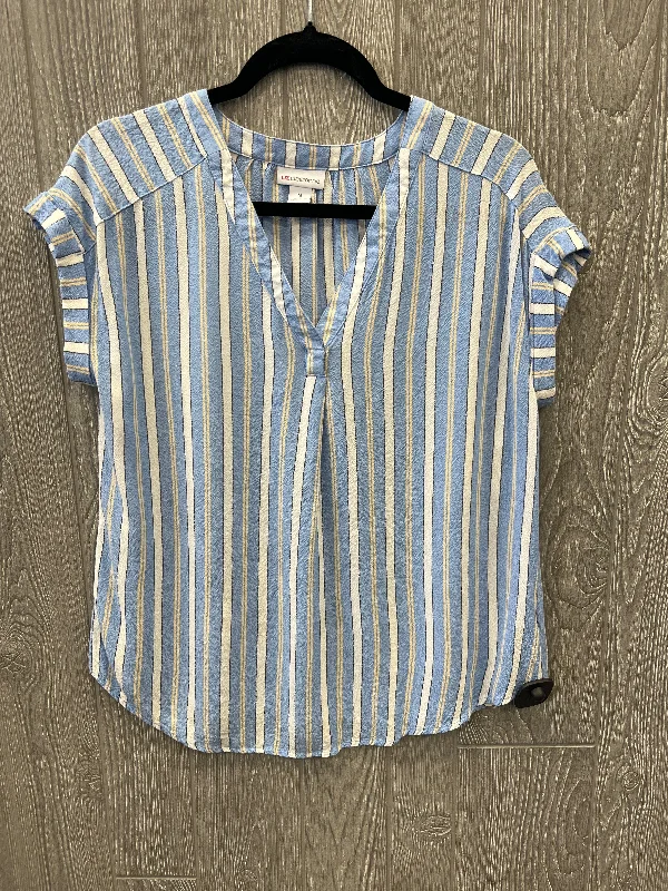 Top Short Sleeve By Liz Claiborne In Blue, Size: M