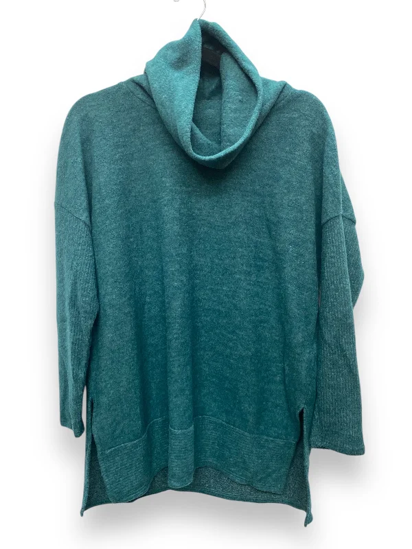 Top Long Sleeve By Cherish In Green, Size: L